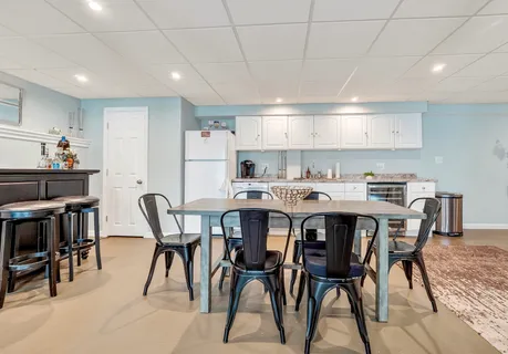 $1,265,000 | 2 Heritage Lane, Saugus, MA 01906