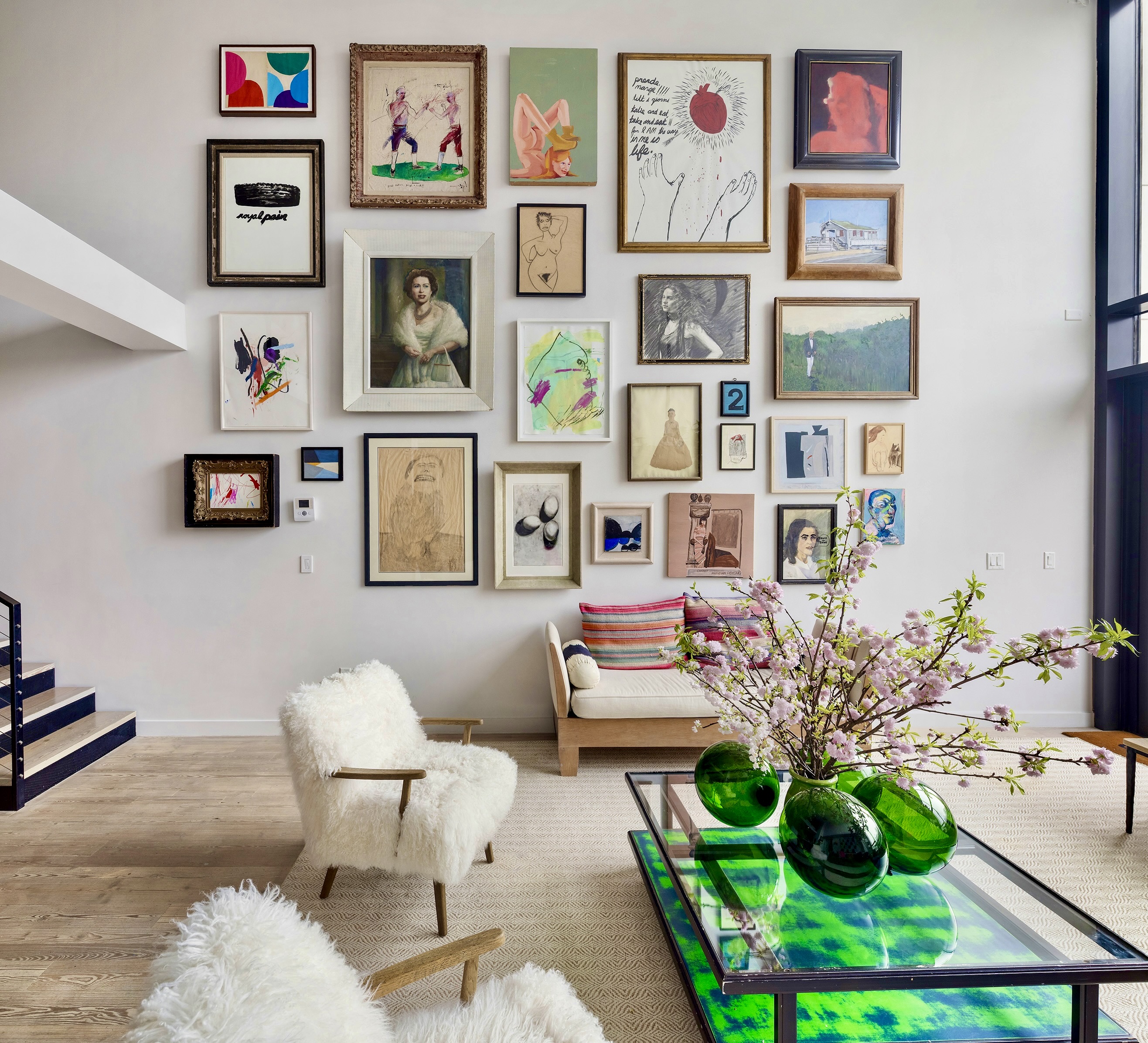 90 Furman Street, Unit N510 Brooklyn, NY 11201 - Photo 11 of 31 a living room filled with furniture