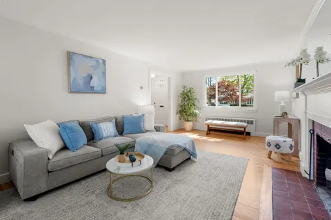 $1,600,000 | Sheldon Road, Newton Center, MA 02459
