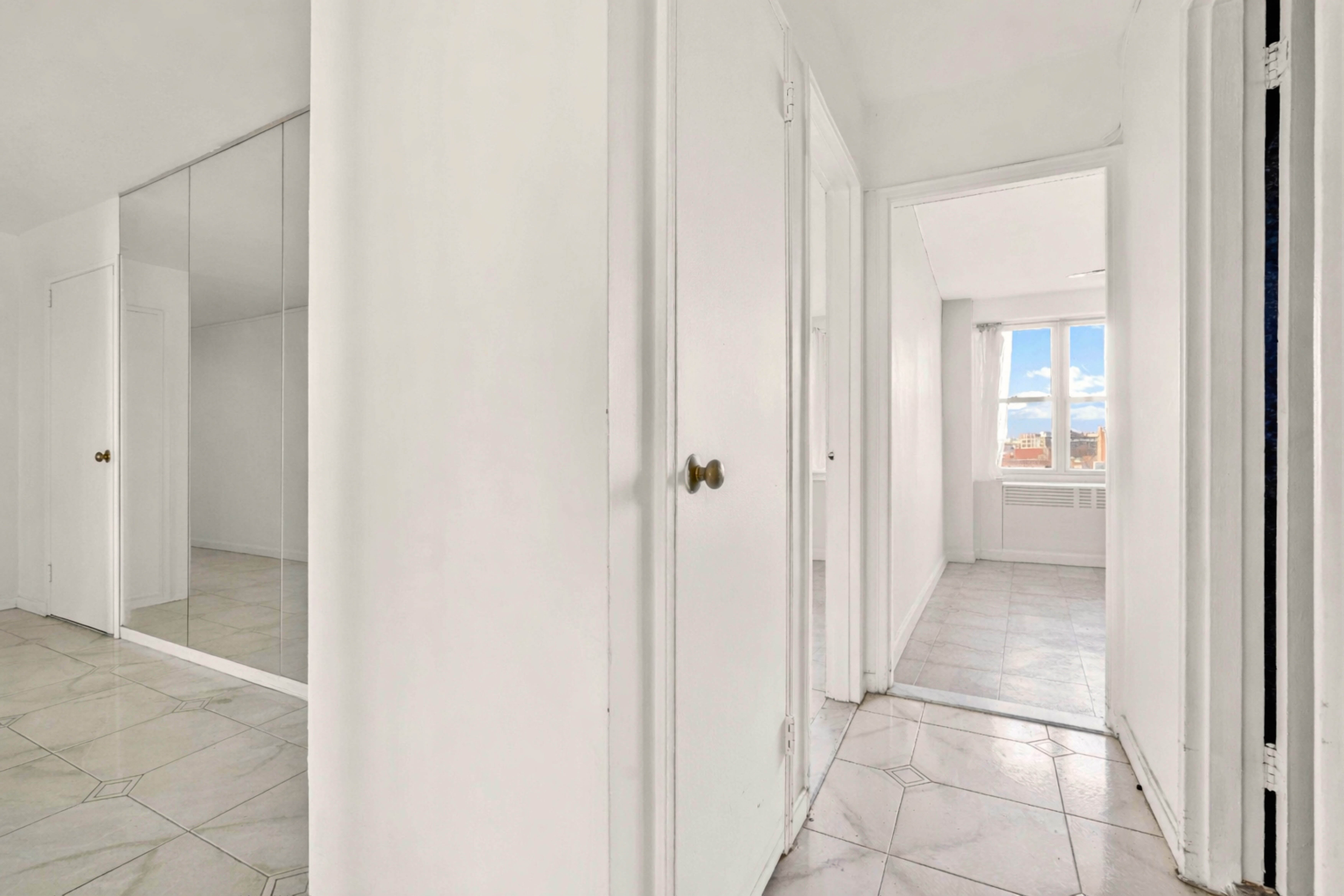 370 Ocean Parkway, Unit 8H Brooklyn, NY 11218 - Photo 18 of 42