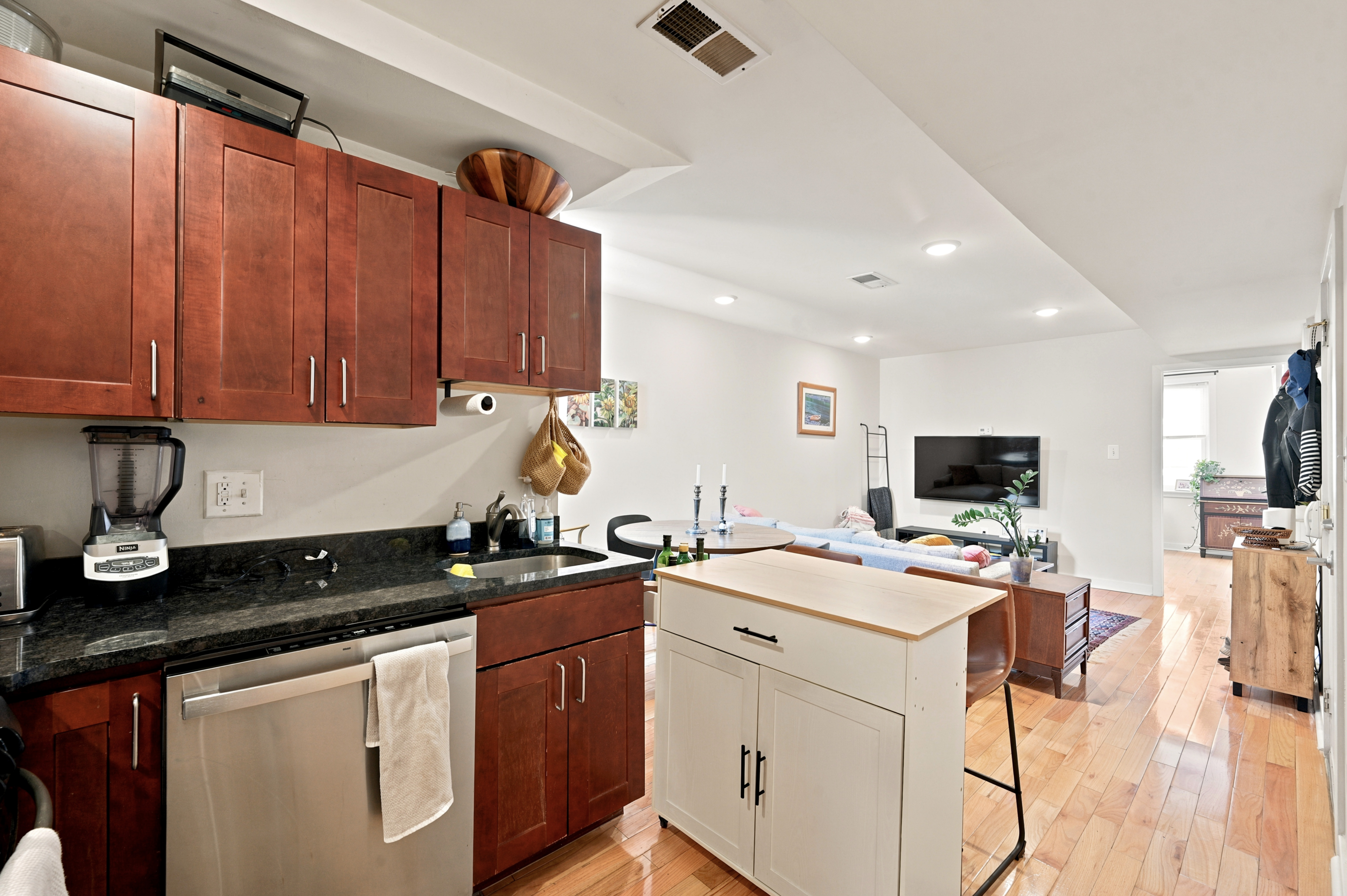 761 South 5th Street, Unit B Philadelphia, PA 19147 - Photo 5 of 14