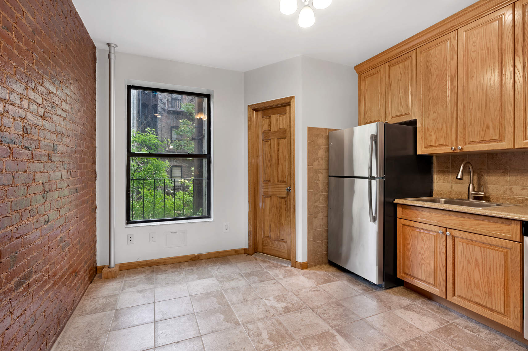 327 East 89th Street Manhattan, NY 10128 - Photo 9 of 14