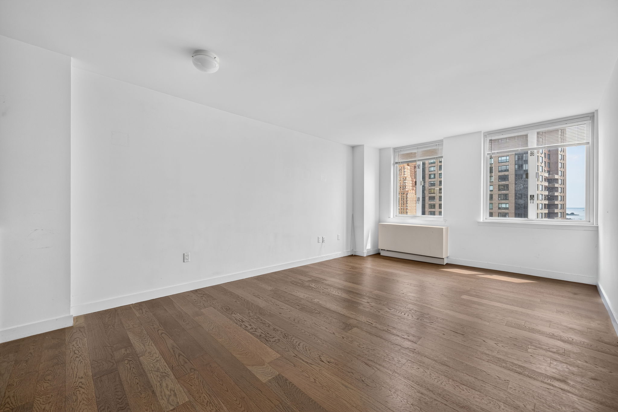 225 Rector Place, Unit 22F Manhattan, NY 10280 - Photo 4 of 14