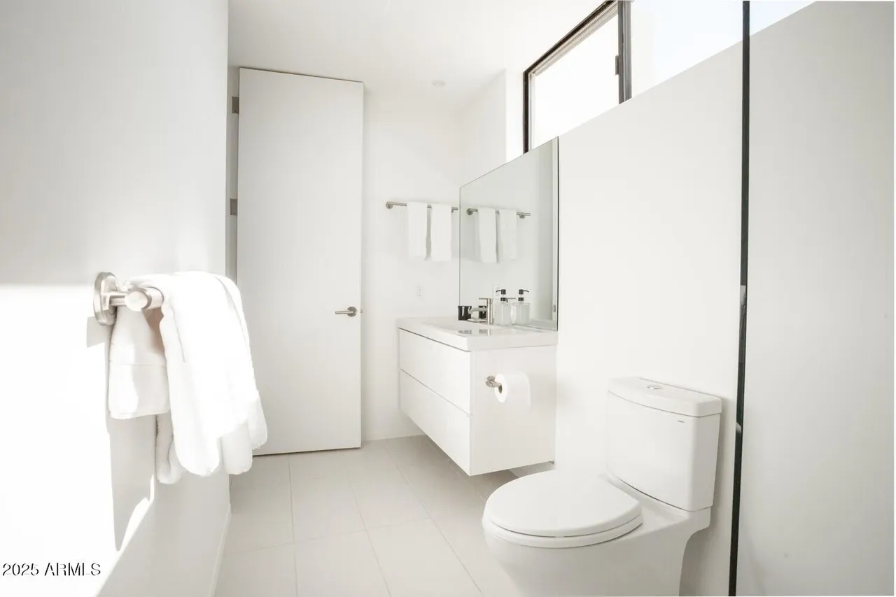 7915 East Primrose Path Carefree, AZ 85377 - Photo 42 of 48