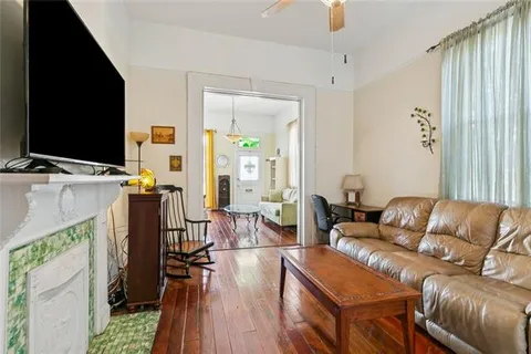 $525,000 | 2700 Constance Street, Unit 2700, New Orleans, LA 70130