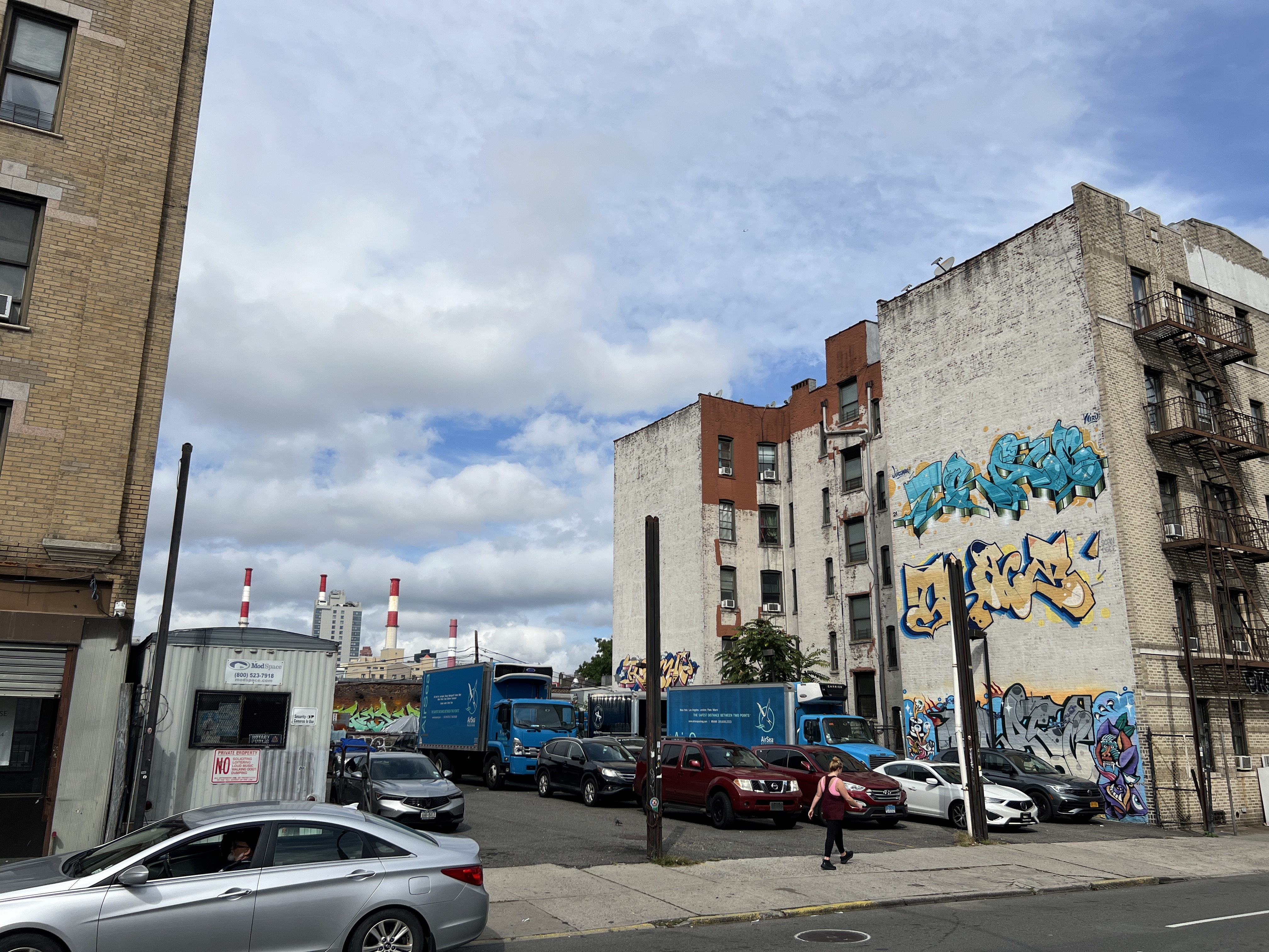 4010 Crescent Street Queens, NY 11101 - Photo 2 of 3