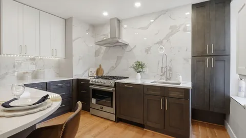 $1,250,000 | 2205 California Street Northwest, Unit 303, Washington, DC 20008