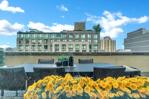 $1,450,000 | 40 West 116th Street, Unit A907 | Harlem