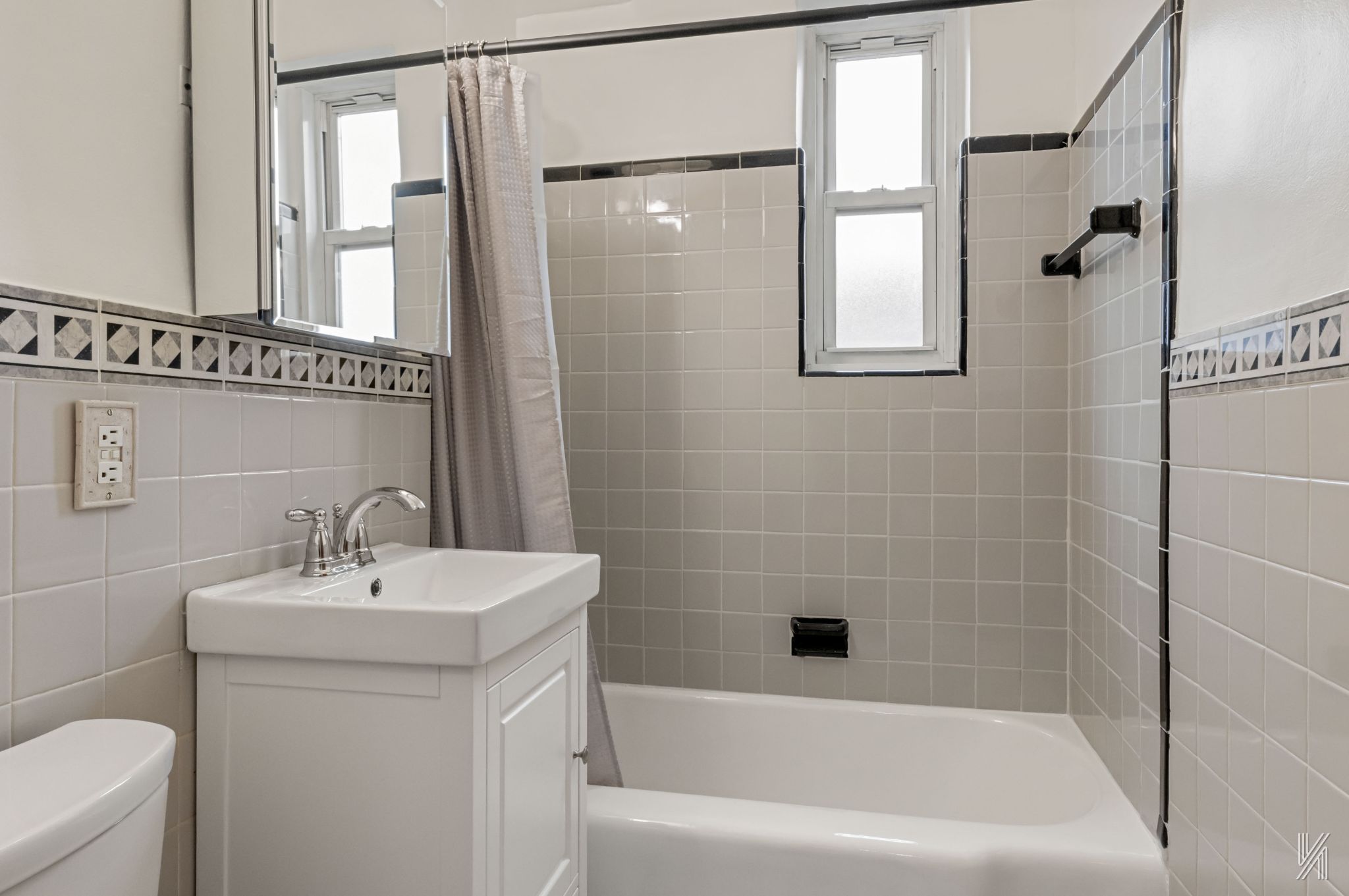 39-25 51st Street, Unit 6G Queens, NY 11377 - Photo 18 of 19