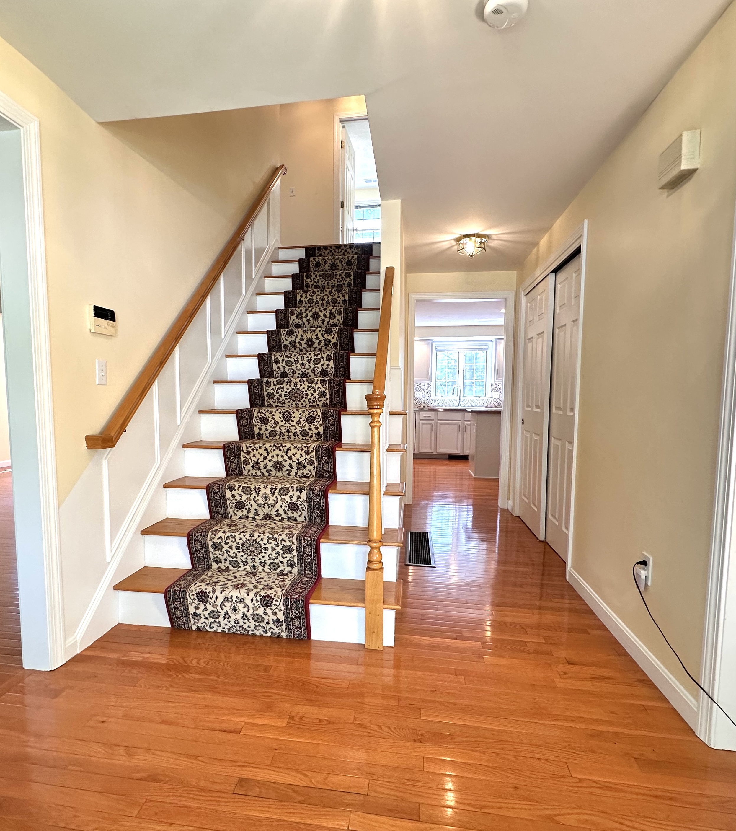 322 Lowell Street Lexington, MA 02420 - Photo 3 of 44