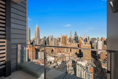 $2,695,000 | 368 3rd Avenue, Unit 11AA | Kips Bay