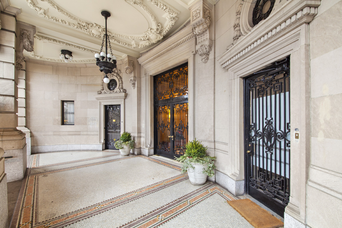 50 Central Park West, Unit 8BB Manhattan, NY 10023 - Photo 22 of 28 a view of a entryway door of the house
