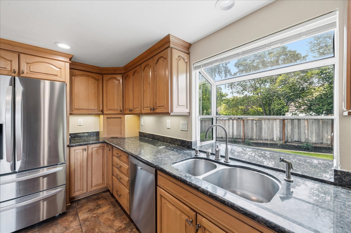 429 Santander Drive San Ramon, CA 94583 - Photo 7 of 15 Gallery Image 7