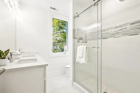 $3,299,000 | 7301 Marbury Road, Bethesda, MD 20817