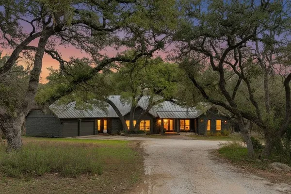 $1,599,888 | 412 Rancho Grande Drive, Wimberley, TX 78676