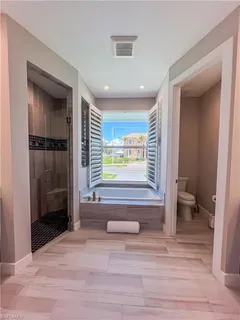 $1,580,000 | 554 North Barfield Drive, Marco Island, FL 34145
