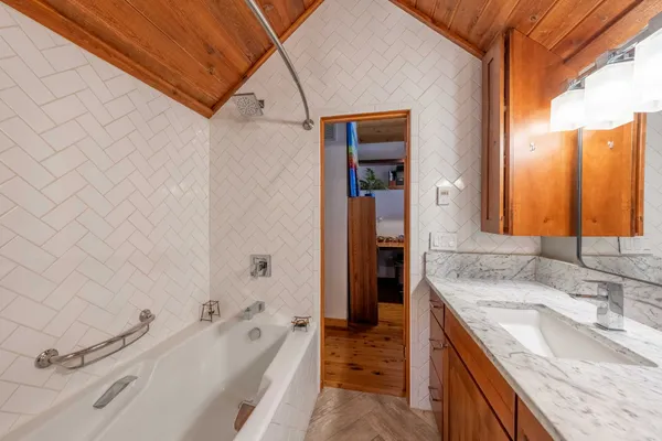 $3,900,000 | 667 East Kelly Avenue, Jackson, WY 83001
