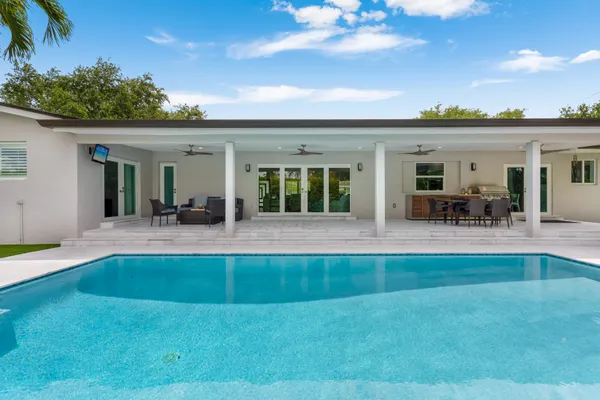 $1,800,000 | 9511 Southwest 93rd Street, Miami, FL 33176