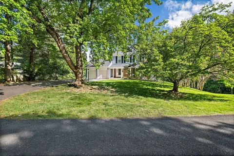 $1,500,000 | 9830 Faust Drive, Vienna, VA 22182