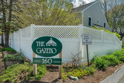 $850,000 | 160 Pine Street, Unit 16, Auburndale, MA 02466