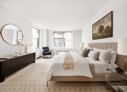 $3,850,000 | 33 East 70th Street, Unit 9D | Lenox Hill