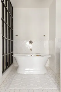 $2,995,000 | 176 West 87th Street, Unit 4A | Upper West Side