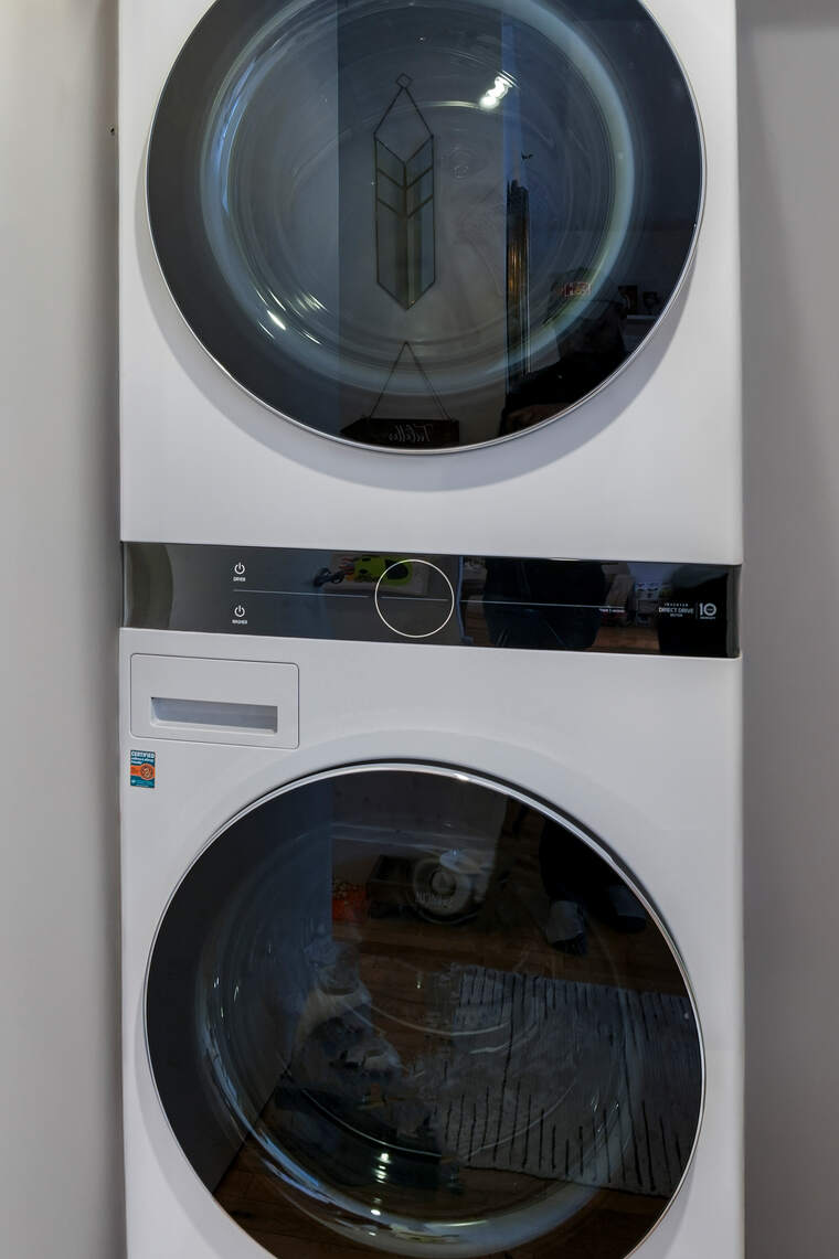 199 State Street, Unit 5C Brooklyn, NY 11201 - Photo 12 of 16 a close up view of washer and dryer