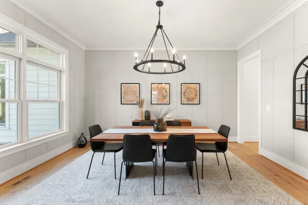 $2,550,000 | 8621 McHenry Street, Vienna, VA 22180