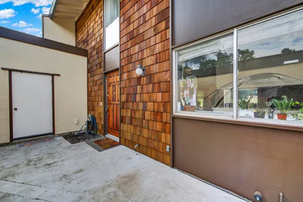 $587,000 | 3161 Valley Green Lane, Napa, CA 94558