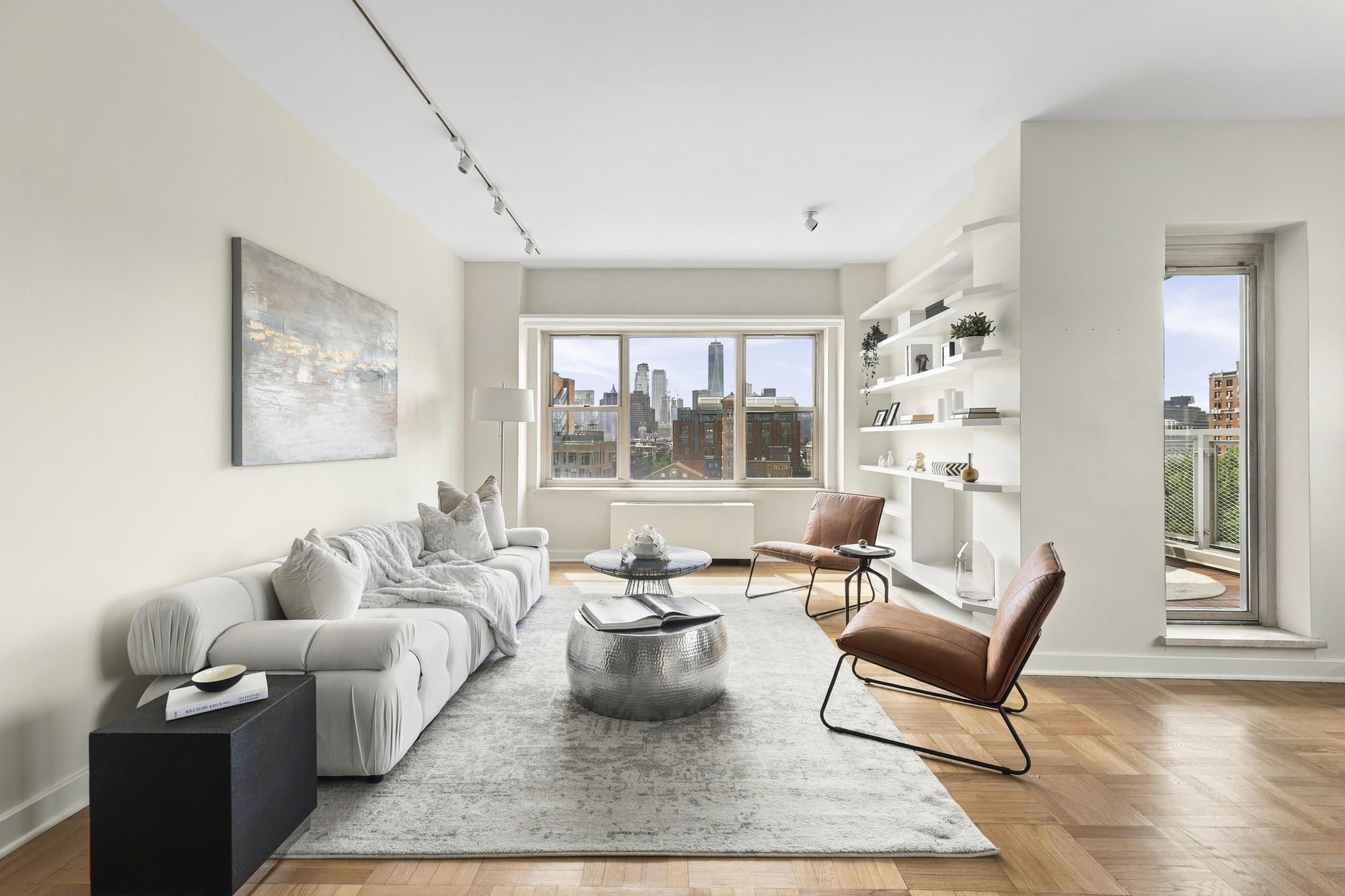 2 5th Avenue, Unit 11G Manhattan, NY 10011 - Photo 3 of 17 Gallery Image 3