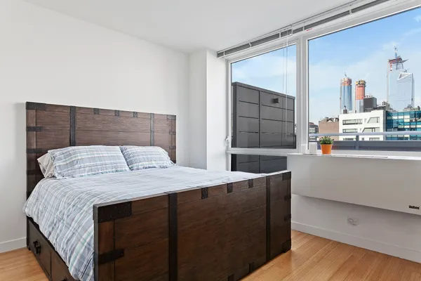 $7,750 | 450 West 17th Street, Unit 1002 | Chelsea