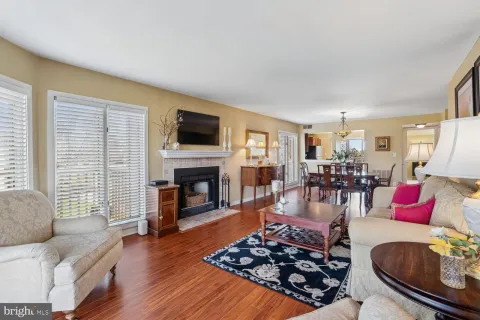 $595,000 | 2110 Chesapeake Harbour Drive East, Unit 101, Annapolis, MD 21403