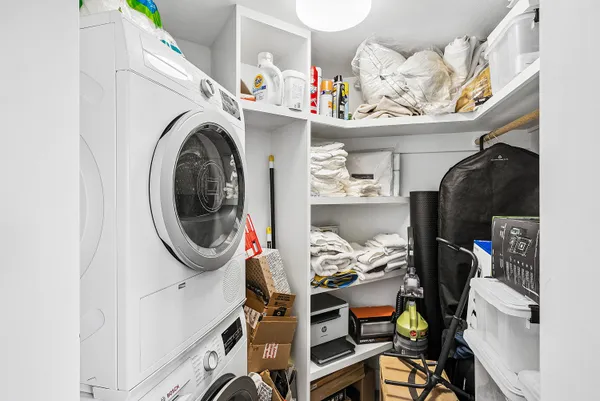 $1,100,000 | 1000 Lowry Street, Unit 5D, Delray Beach, FL 33483