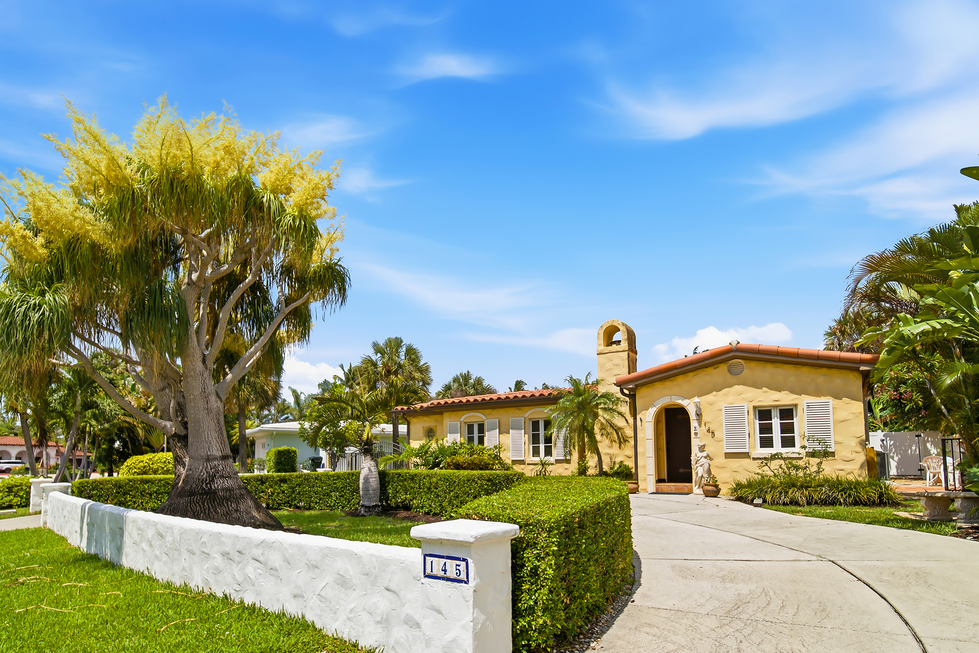 145 Northeast Spanish Court Boca Raton, FL 33432 - Photo 5 of 46