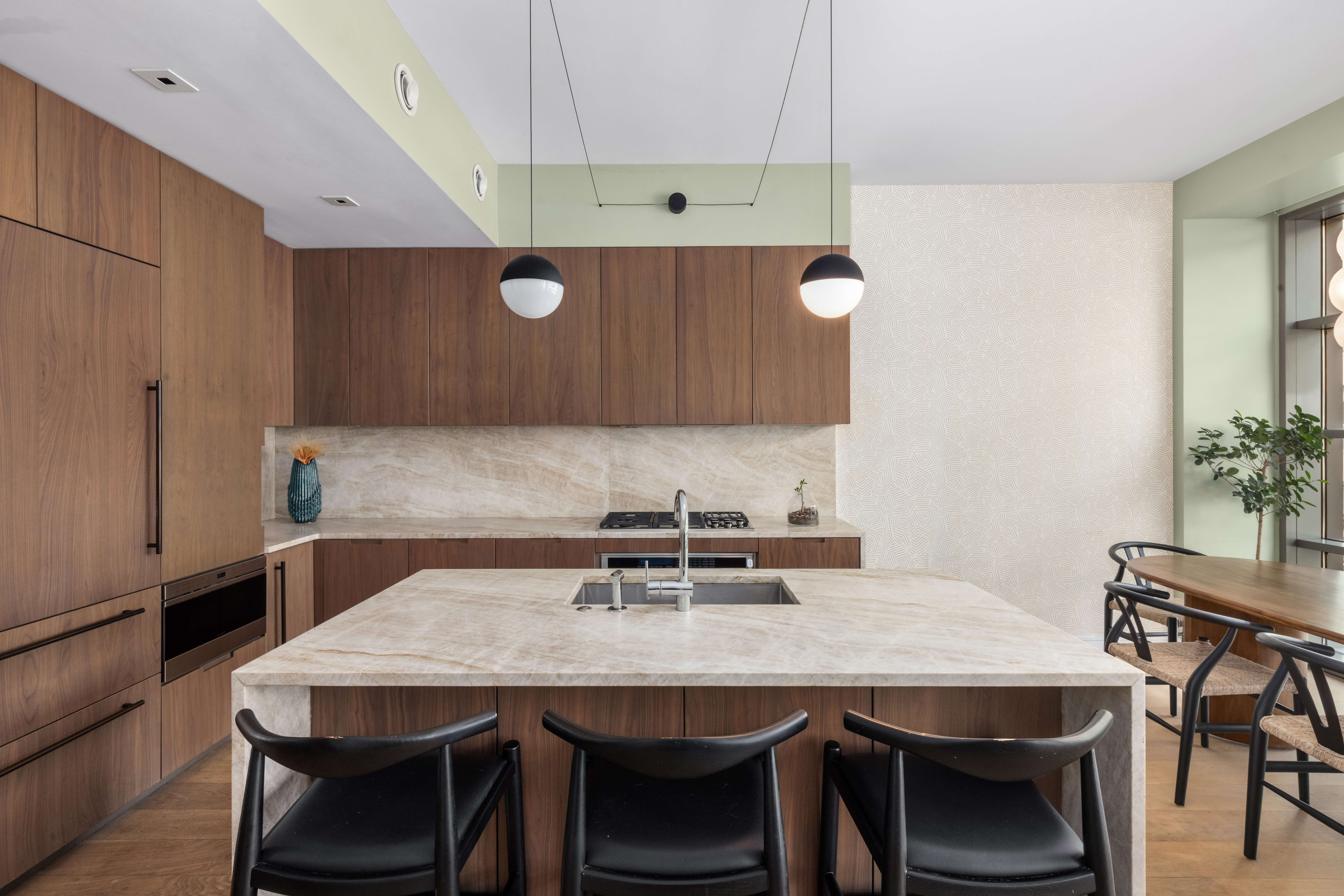 138 North 10th Street, Unit 302 Brooklyn, NY 11249 - Photo 7 of 15 a view of a dining room with furniture
