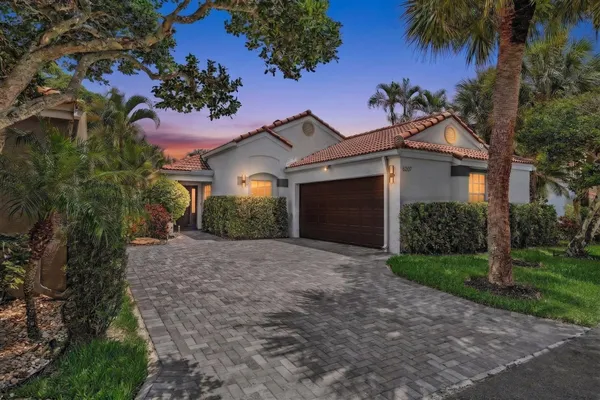 $750,000 | 6207 La Vida Terrace, Boca Raton, FL 33433