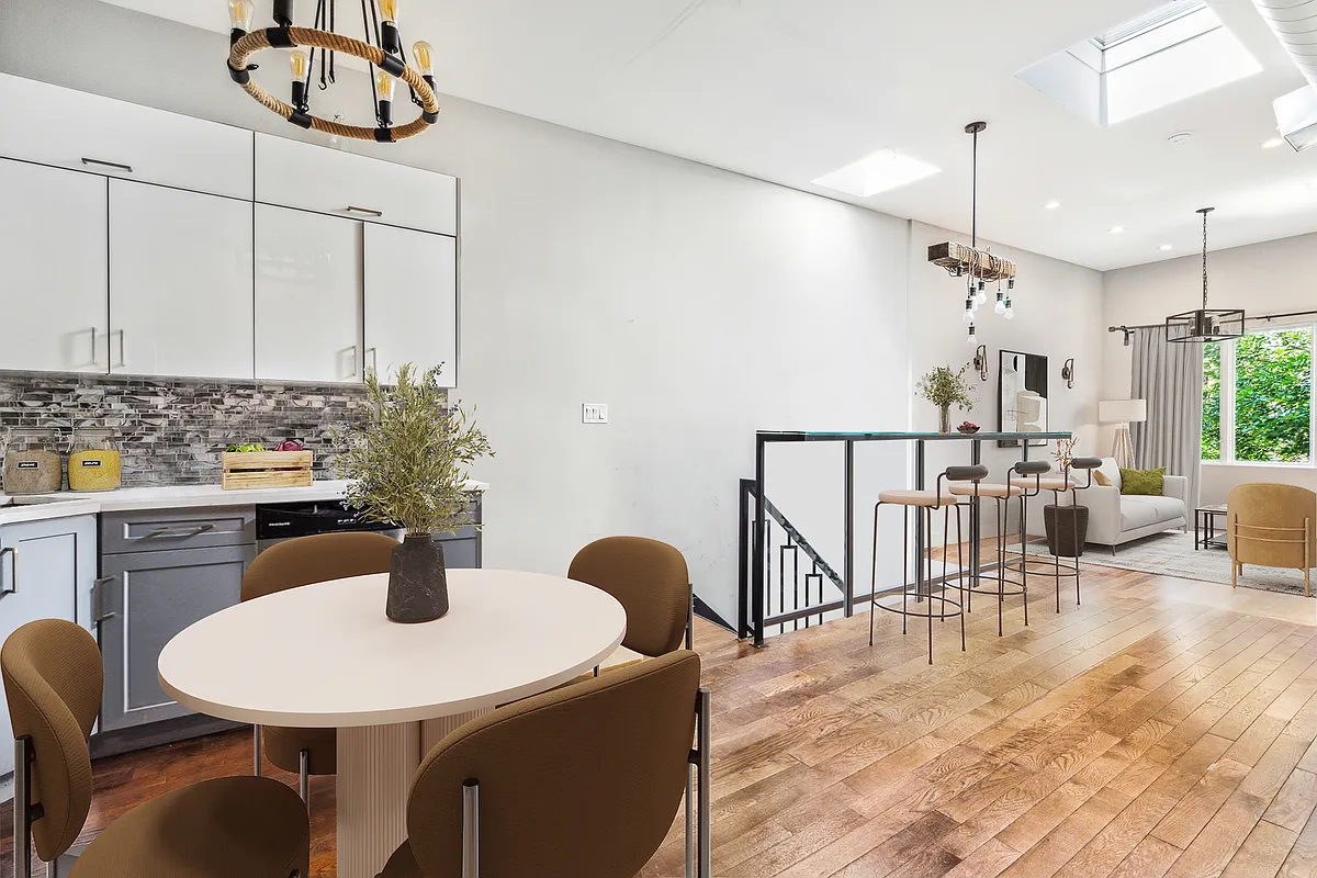 16-12 Centre Street, Unit 2 Queens, NY 11385 - Photo 2 of 13