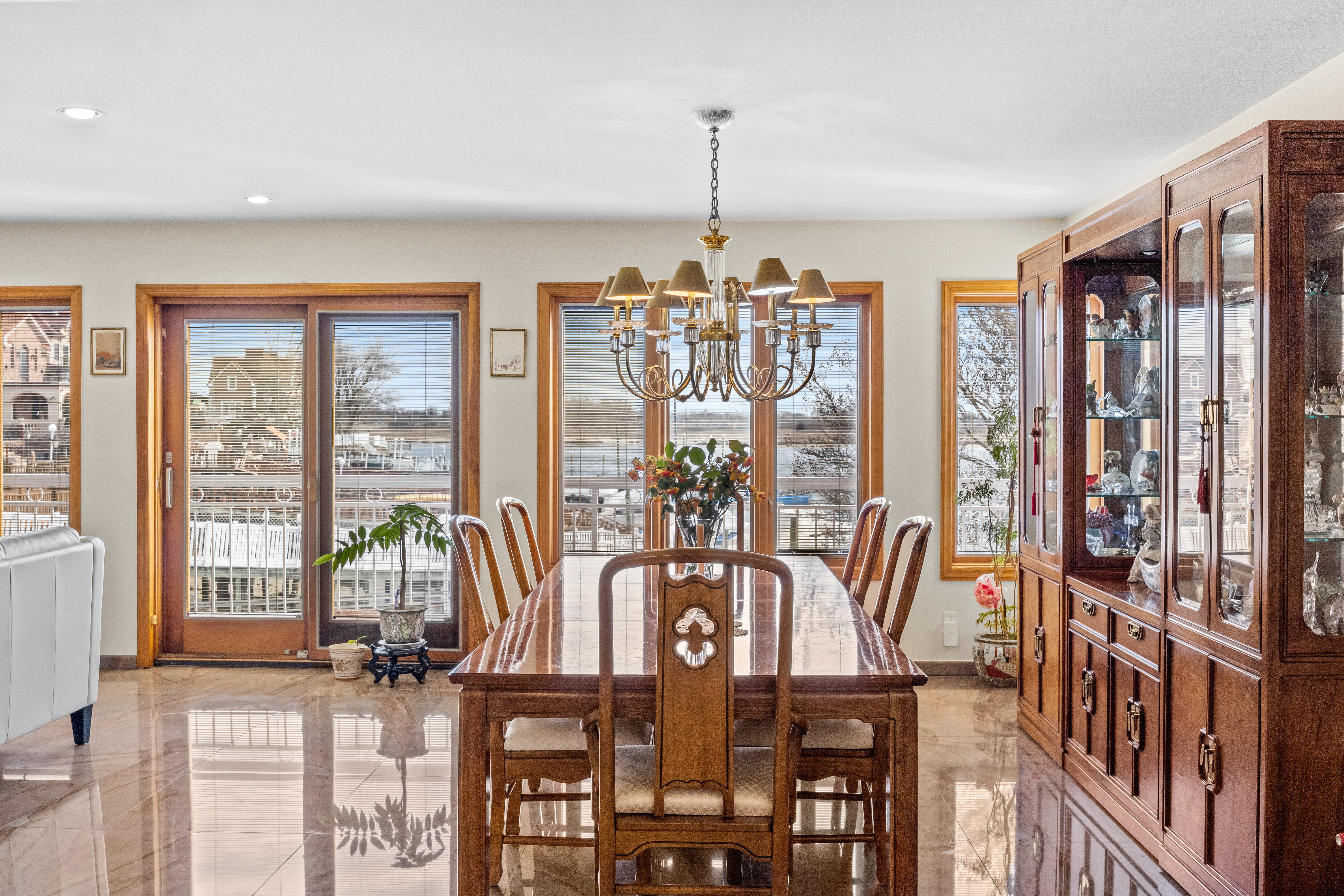 303 Whitman Drive Brooklyn, NY 11234 - Photo 13 of 37 a view of a livingroom with furniture