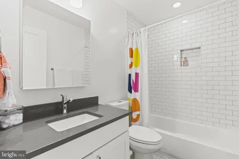 $320,000 | 4016 Georgia Avenue Northwest, Unit 4, Washington, DC 20011