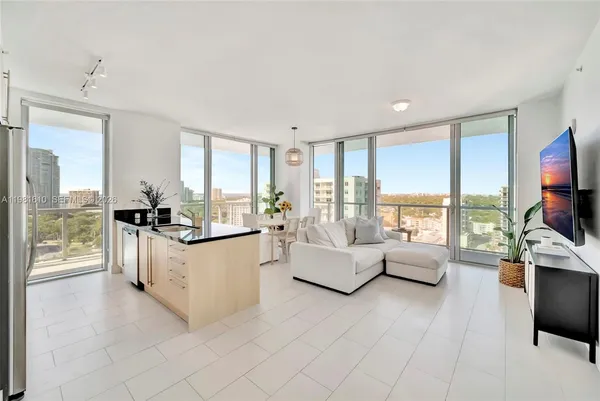 $680,000 | 79 Southwest 12th Street, Unit 2201S, Miami, FL 33130