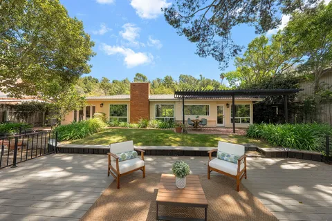 $2,499,000 | 2521 La Condesa Drive, Los Angeles, CA 90049