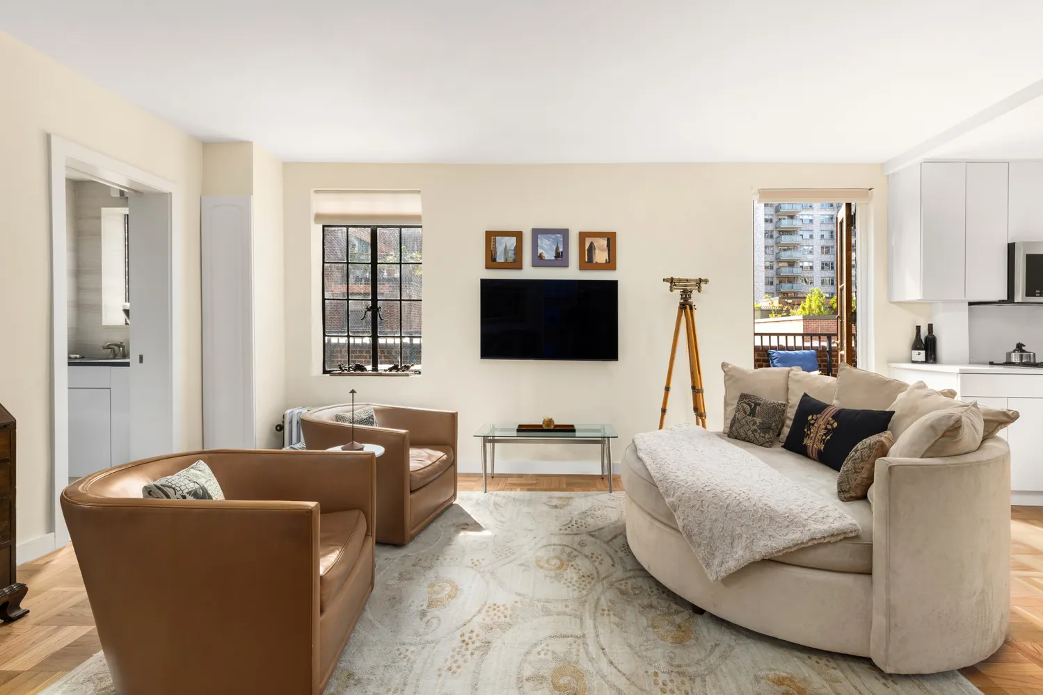 $5,995 | 324 East 41st Street, Unit 1103C | Murray Hill