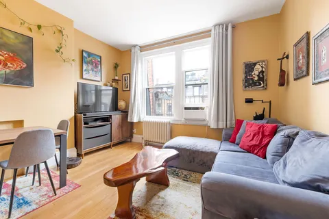 $650,000 | 119 Marlborough Street, Unit 10, Boston, MA 02116