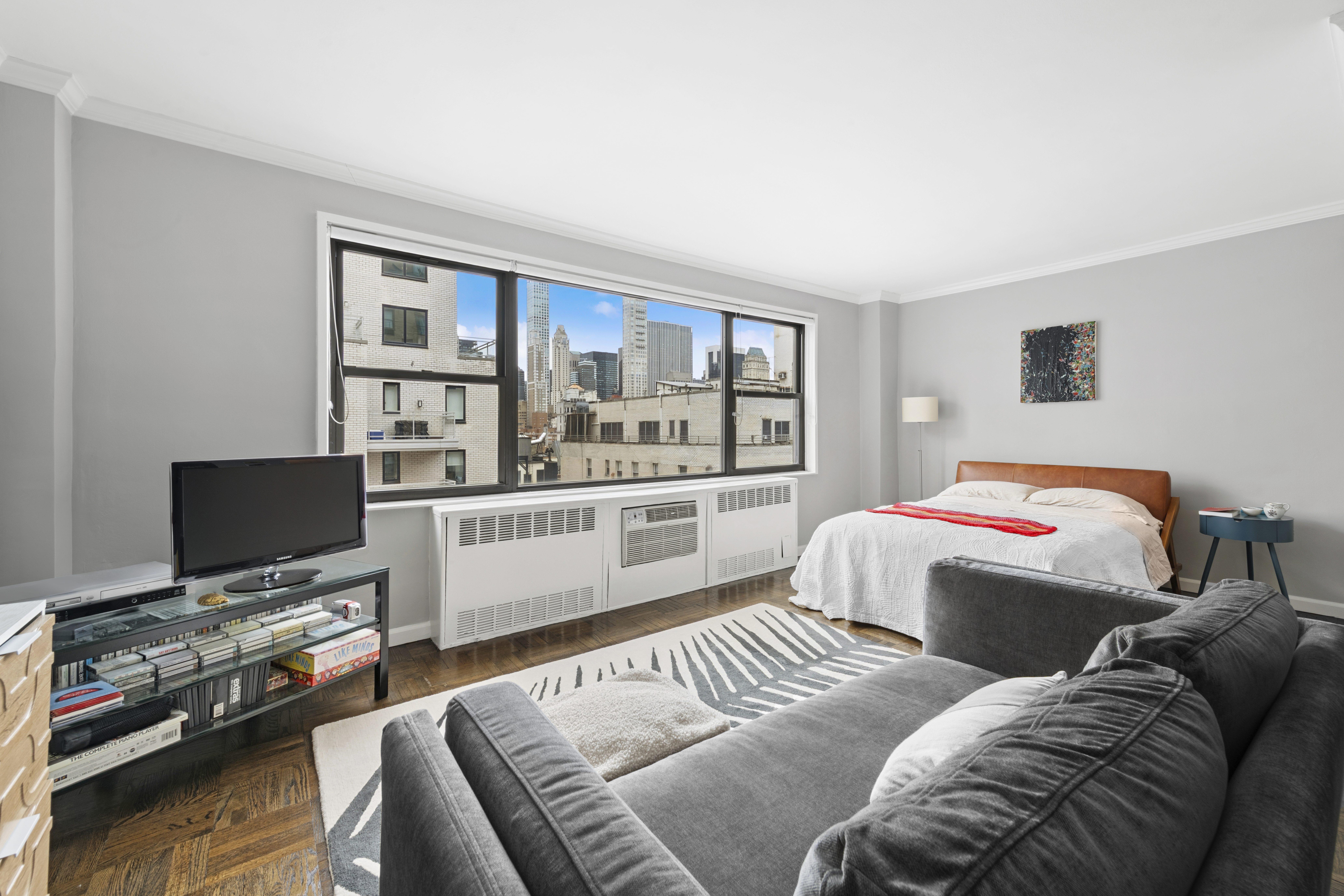 167 East 67th Street, Unit 14B Manhattan, NY 10065 - Photo 2 of 8