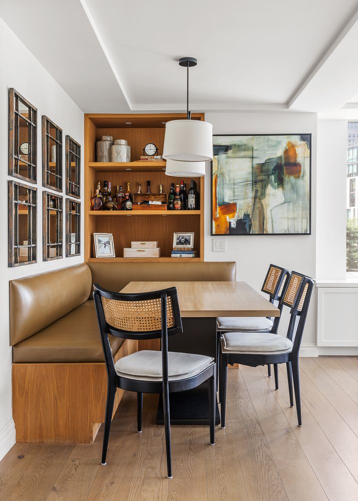 303 Greenwich Street, Unit 8DE Manhattan, NY 10013 - Photo 6 of 20 a dining room with furniture and window