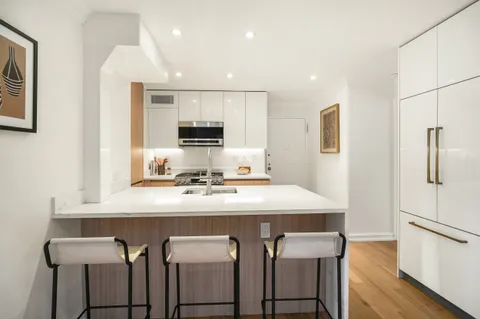 $3,495,000 | 31 Jane Street, Unit 10FG | West Village