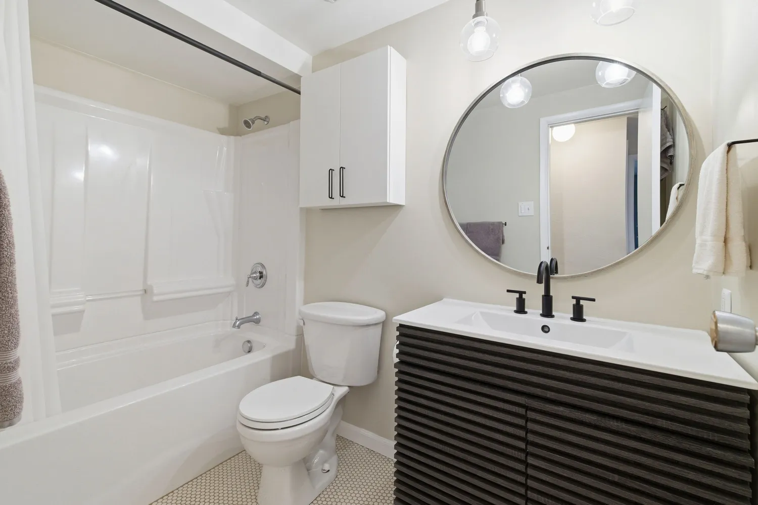 Contact Agent | 199 Avondale Street, Pittsburgh, PA 15237