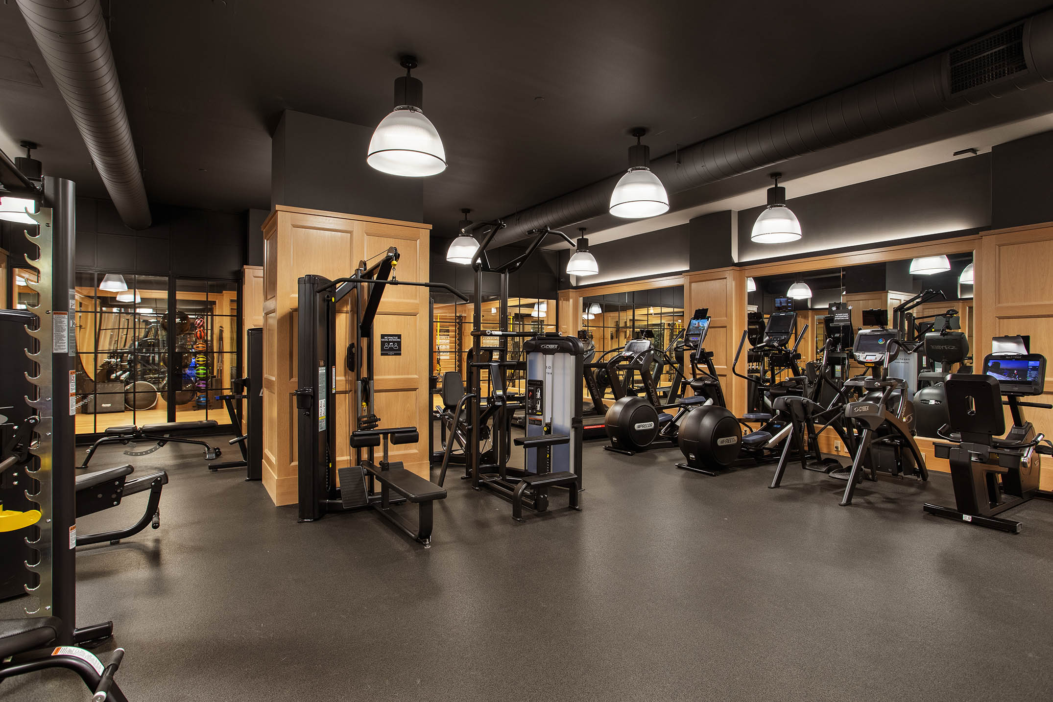 20 East End Avenue, Unit 4C Manhattan, NY 10028 - Photo 14 of 23 a view of a room with gym equipment