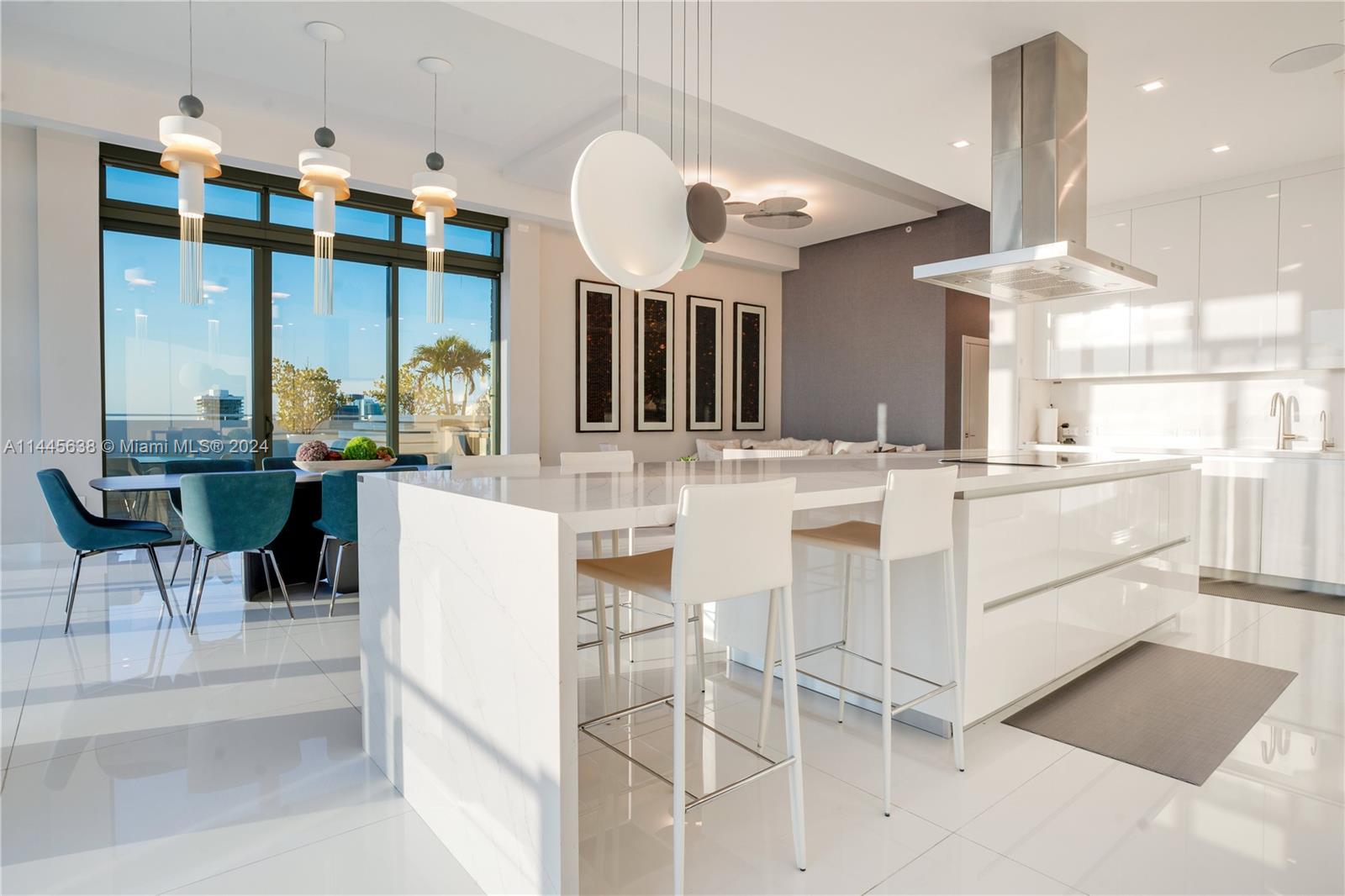 88 Southwest 7th Street, Unit PH4303 Miami, FL 33130 - Photo 16 of 97