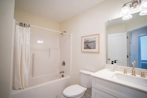 $429,000 | 13 Suffolk Road, Unit 8, Concord, NH 03303